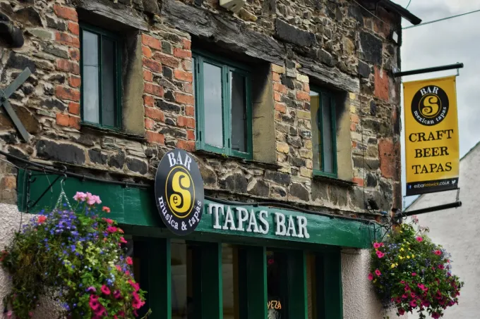 eS Bar